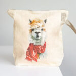 Projektová taška se zipem - Lama with scarf - velká