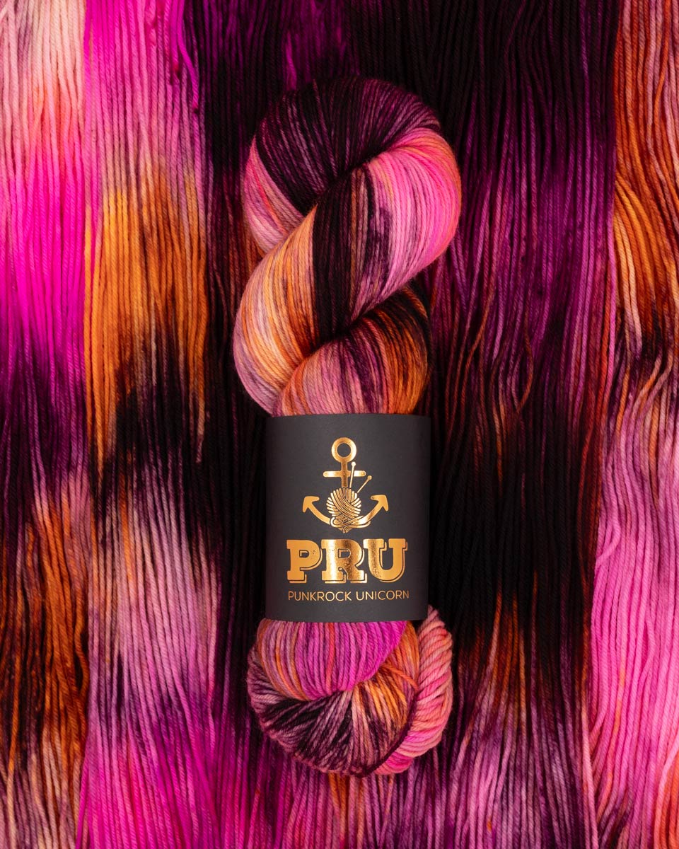 soul_berry-crush_pru-yarns_handgefaerbte-wolle SOUL Berry Crush - Obrázek 1